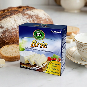 Мягкий сыр с белой плесенью “Бри” (Brie) из коровьего молока 125 грамм(оля)
