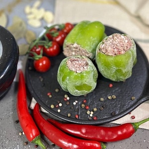 Перец фаршированный с говядиной (1уп/1кг)