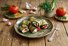 Баклажаны фаршированные с морковью и сыром